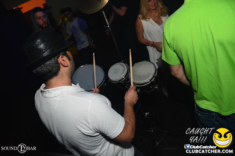 T2 lounge photo 21 - May 7th, 2015