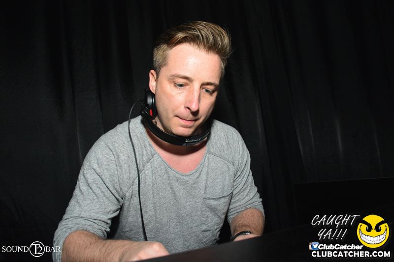 T2 lounge photo 36 - May 7th, 2015