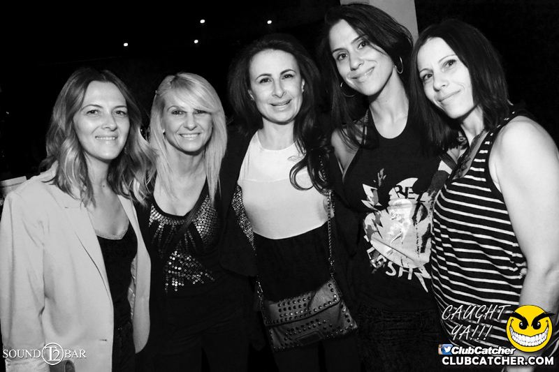 T2 lounge photo 43 - May 7th, 2015