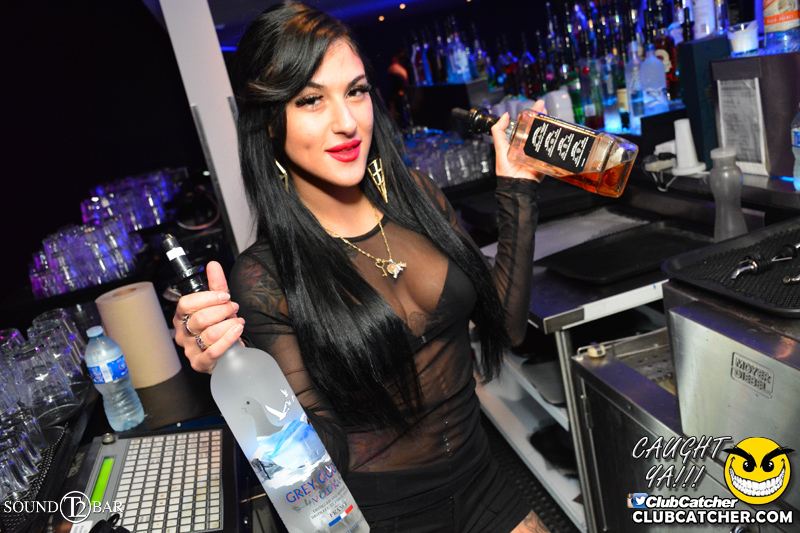 T2 lounge photo 78 - May 7th, 2015