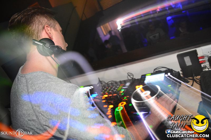 T2 lounge photo 86 - May 7th, 2015