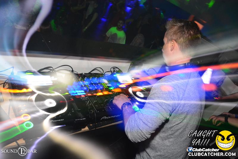 T2 lounge photo 87 - May 7th, 2015