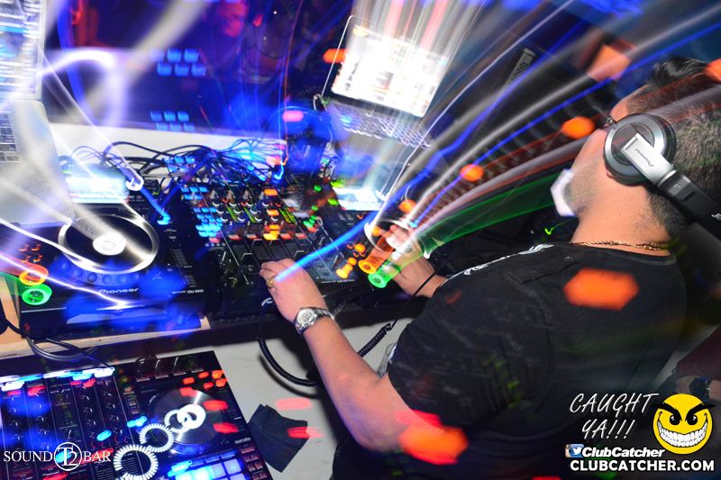 T2 lounge photo 115 - May 8th, 2015