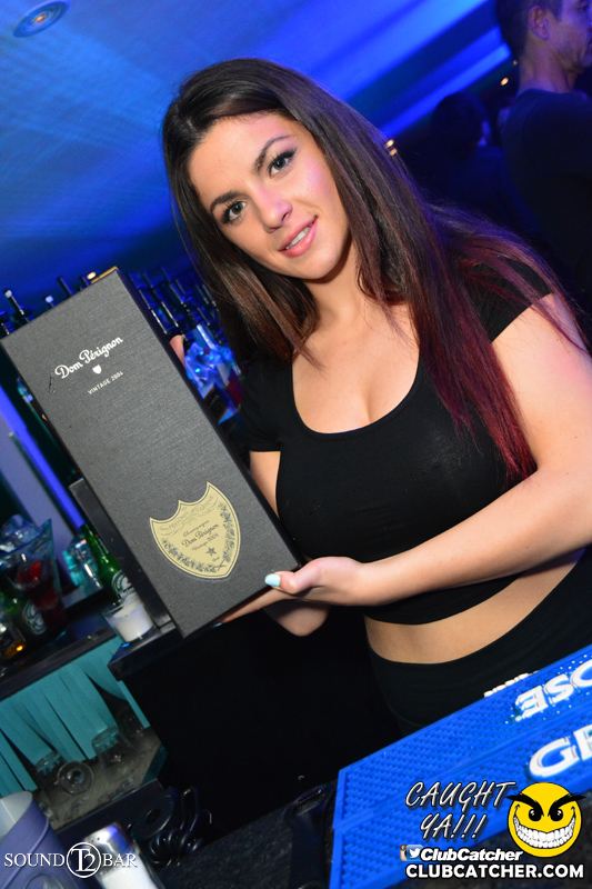 T2 lounge photo 127 - May 8th, 2015