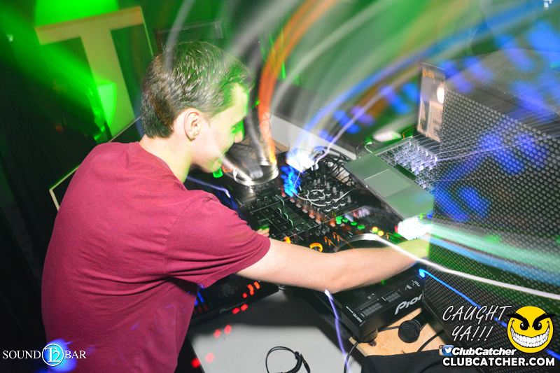 T2 lounge photo 141 - May 8th, 2015