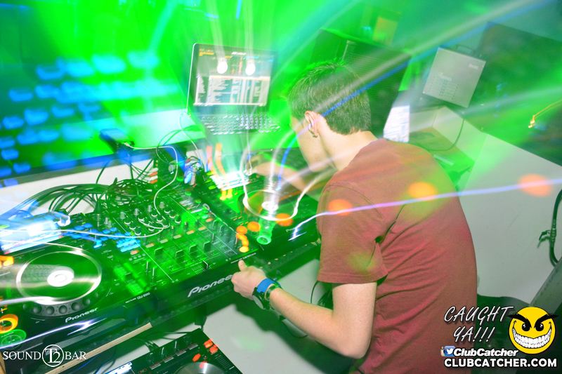 T2 lounge photo 143 - May 8th, 2015