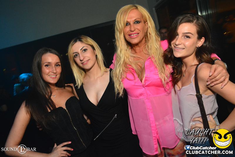 T2 lounge photo 16 - May 8th, 2015