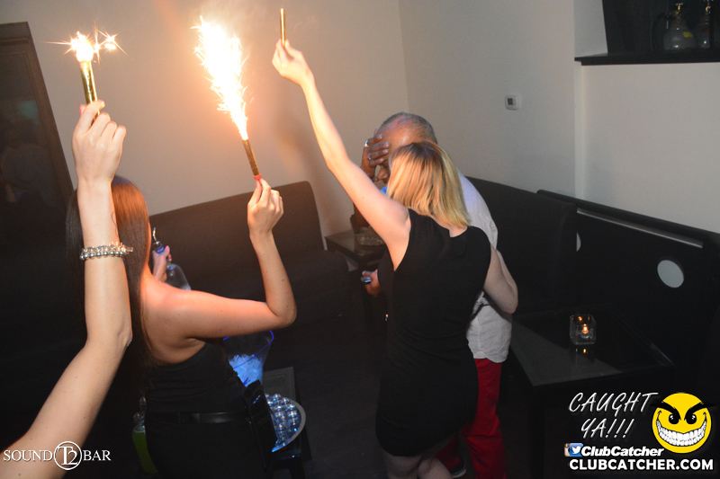 T2 lounge photo 32 - May 8th, 2015