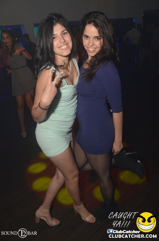 T2 lounge photo 11 - May 9th, 2015