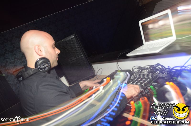 T2 lounge photo 31 - May 9th, 2015