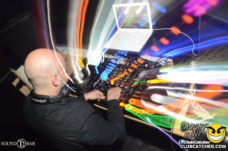 T2 lounge photo 35 - May 9th, 2015