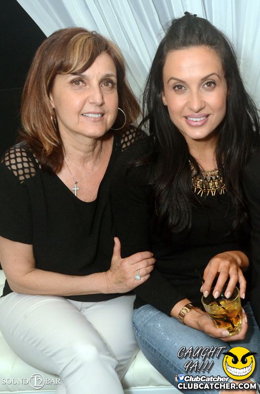 T2 lounge photo 5 - May 9th, 2015