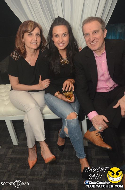 T2 lounge photo 8 - May 9th, 2015