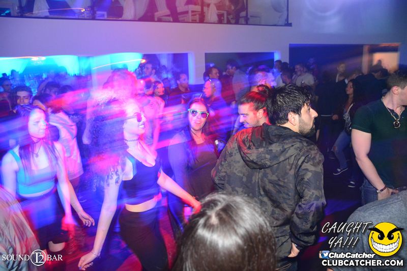 T2 lounge photo 113 - May 14th, 2015