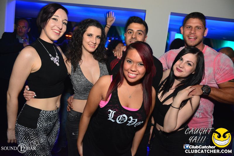 T2 lounge photo 13 - May 14th, 2015