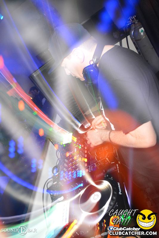 T2 lounge photo 17 - May 14th, 2015