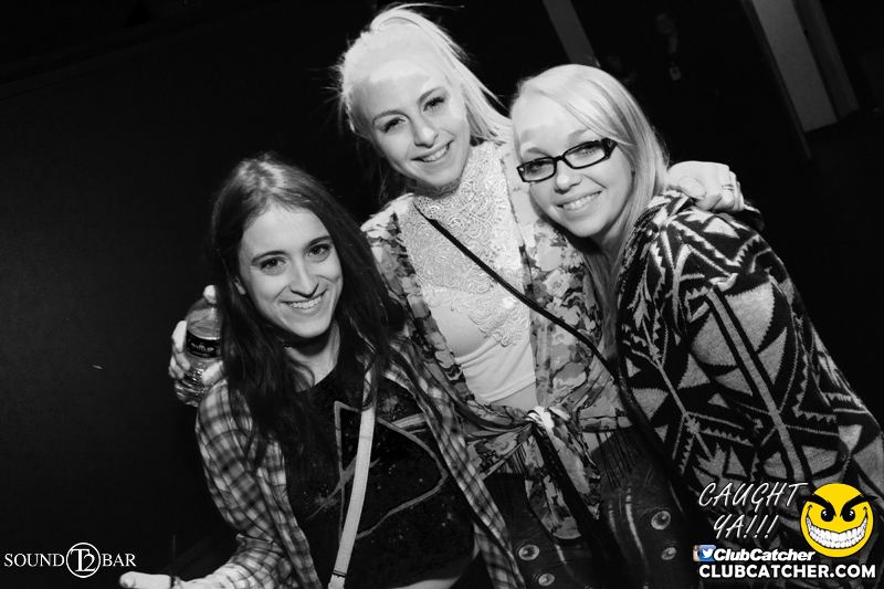 T2 lounge photo 36 - May 14th, 2015