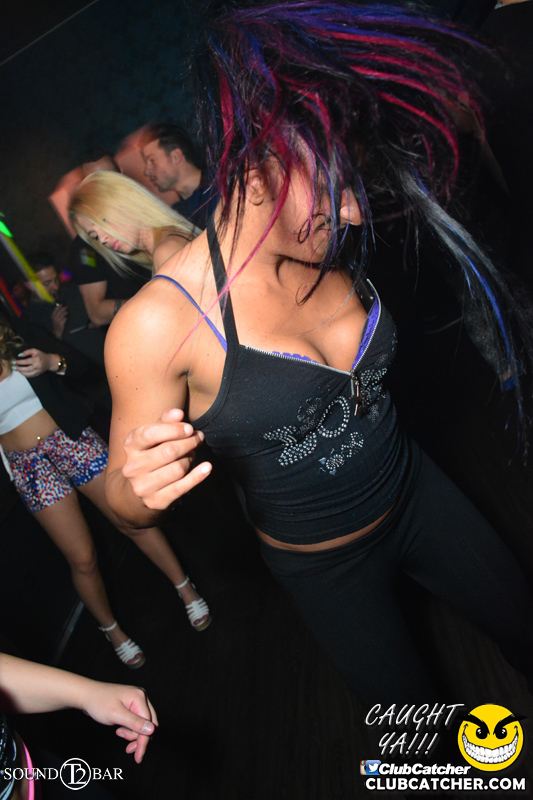 T2 lounge photo 55 - May 14th, 2015