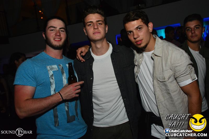 T2 lounge photo 74 - May 14th, 2015