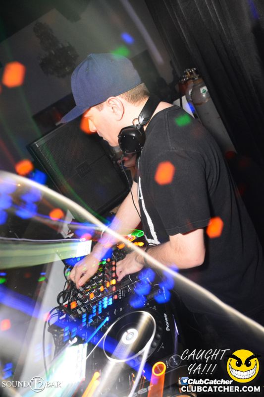 T2 lounge photo 87 - May 14th, 2015