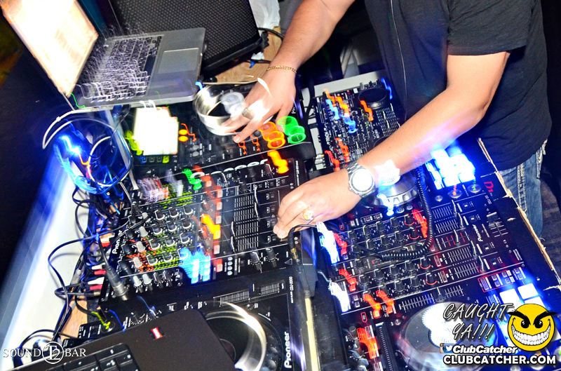 T2 lounge photo 28 - May 15th, 2015