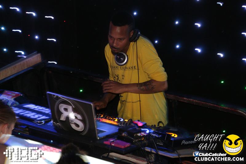 Gravity Soundbar nightclub photo 86 - May 16th, 2015