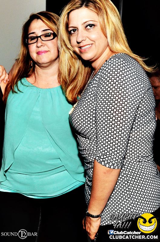 T2 lounge photo 13 - May 16th, 2015