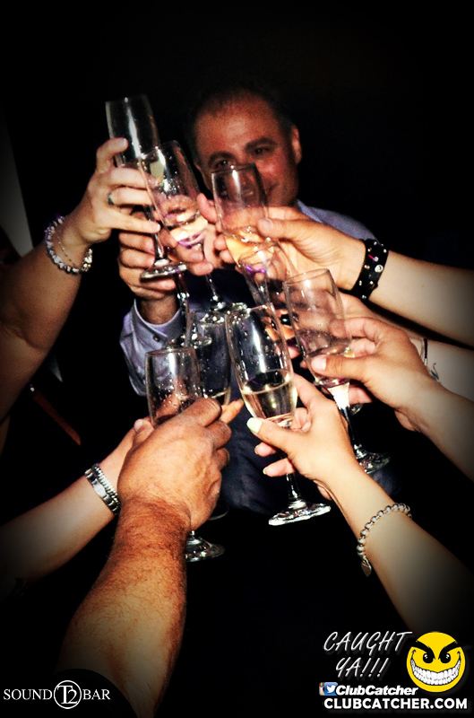 T2 lounge photo 15 - May 16th, 2015