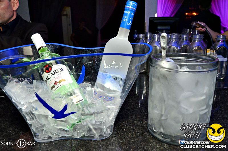 T2 lounge photo 24 - May 16th, 2015