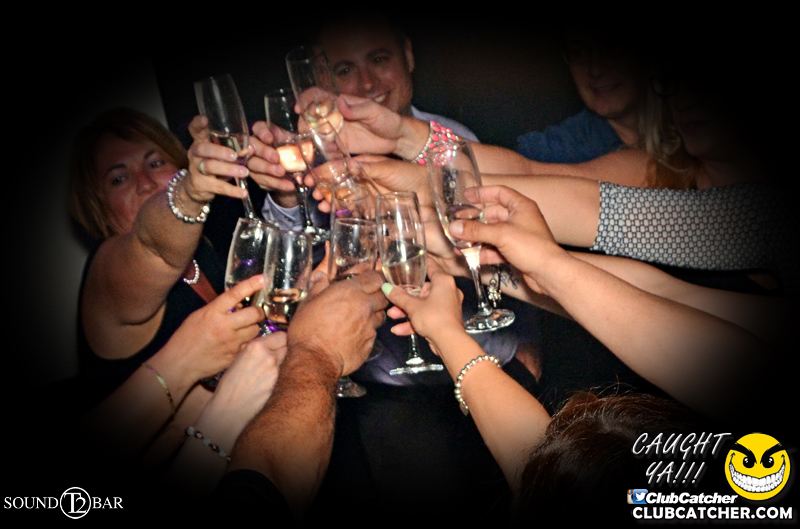 T2 lounge photo 72 - May 16th, 2015