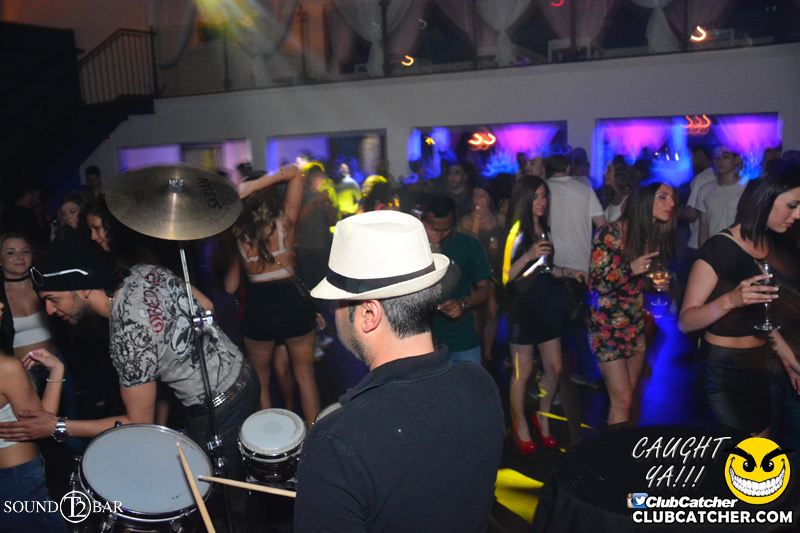 T2 lounge photo 111 - May 21st, 2015