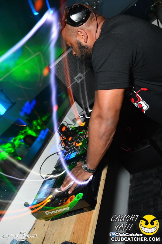 T2 lounge photo 112 - May 21st, 2015