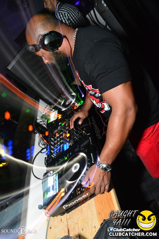 T2 lounge photo 118 - May 21st, 2015