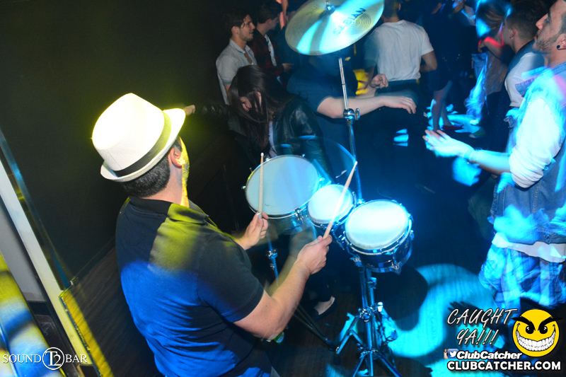 T2 lounge photo 44 - May 21st, 2015