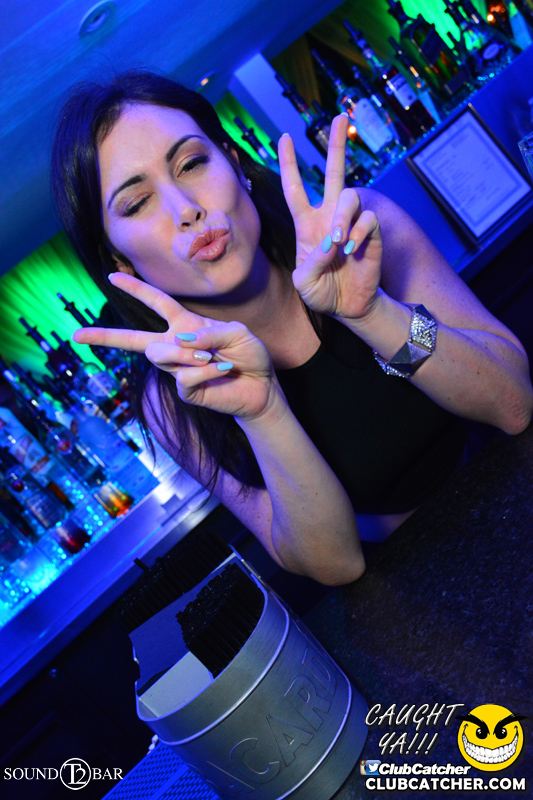 T2 lounge photo 91 - May 21st, 2015