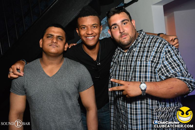 T2 lounge photo 95 - May 21st, 2015