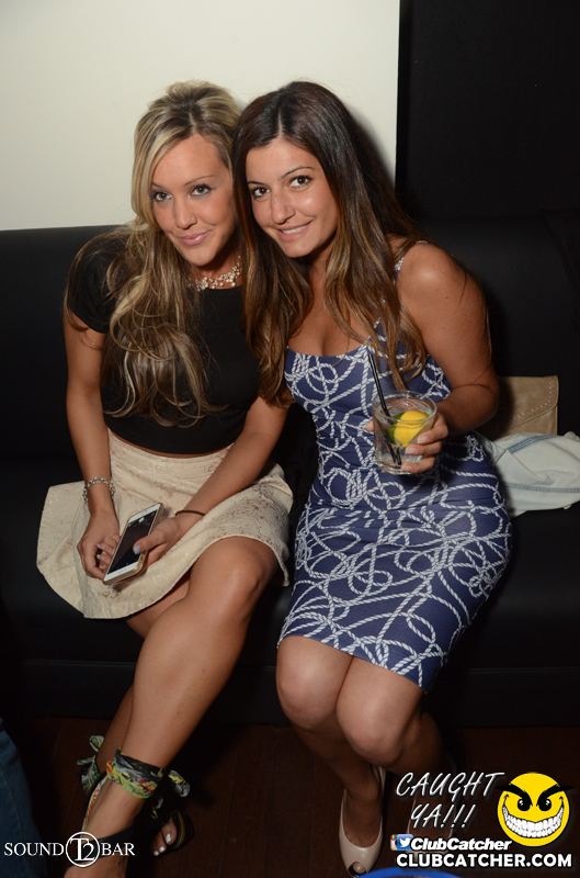 T2 lounge photo 2 - May 23rd, 2015