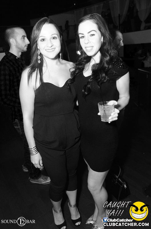 T2 lounge photo 23 - May 23rd, 2015