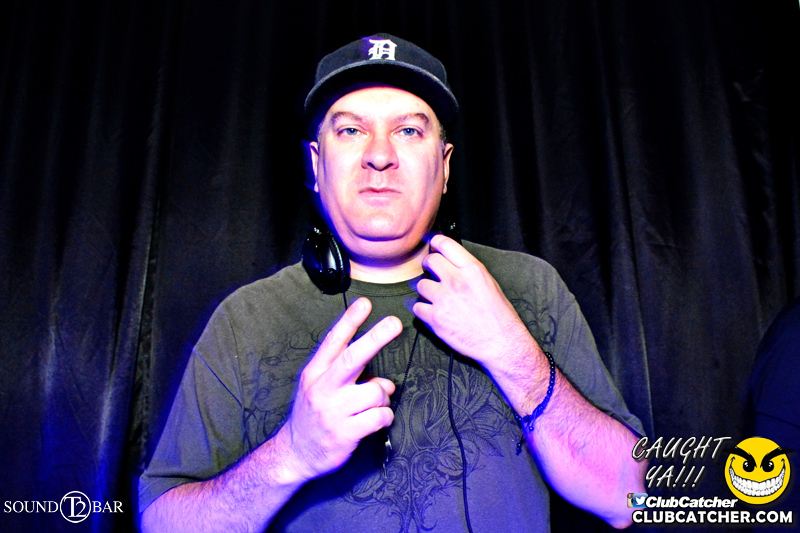 T2 lounge photo 111 - May 28th, 2015