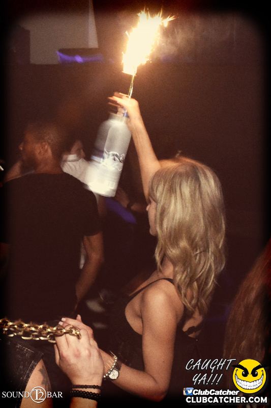 T2 lounge photo 24 - May 28th, 2015