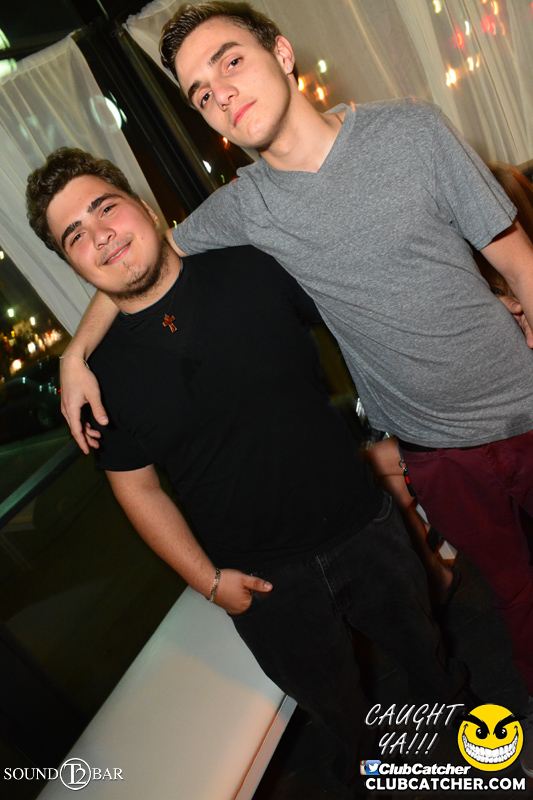 T2 lounge photo 31 - May 28th, 2015