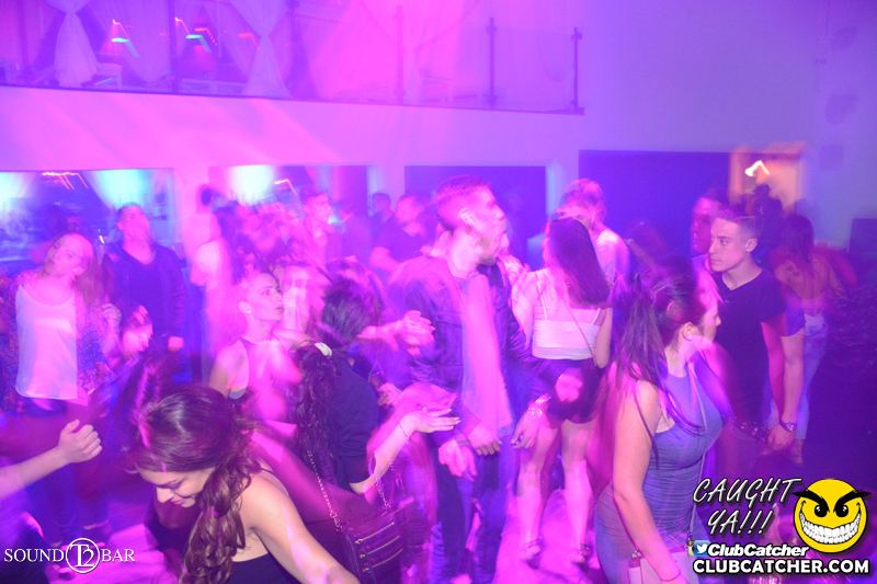 T2 lounge photo 99 - May 28th, 2015