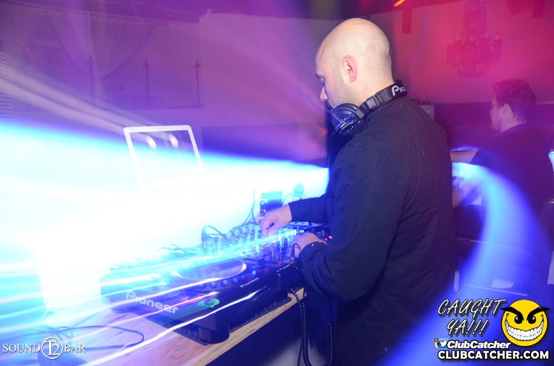 T2 lounge photo 19 - May 30th, 2015