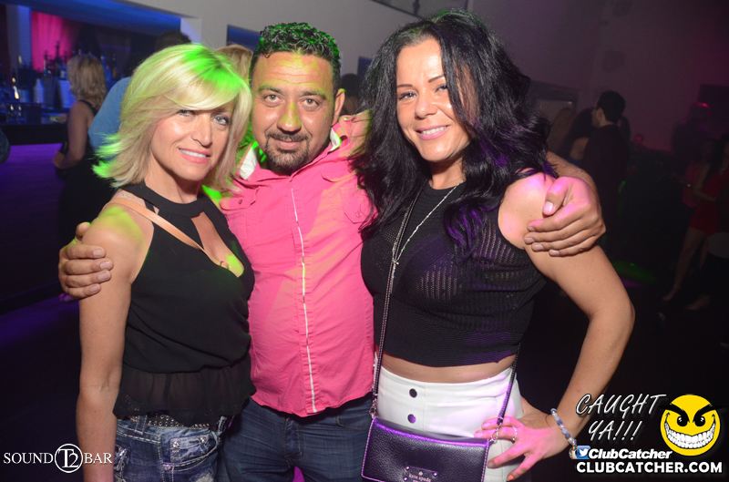 T2 lounge photo 51 - May 30th, 2015