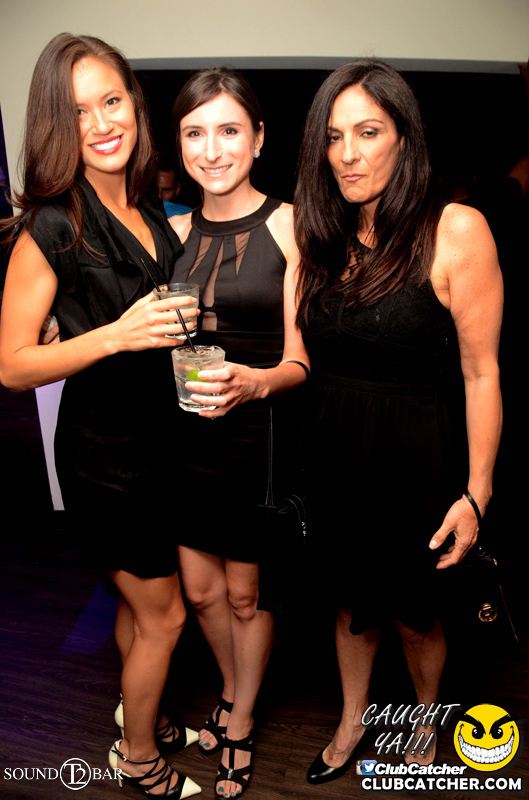 T2 lounge photo 53 - May 30th, 2015