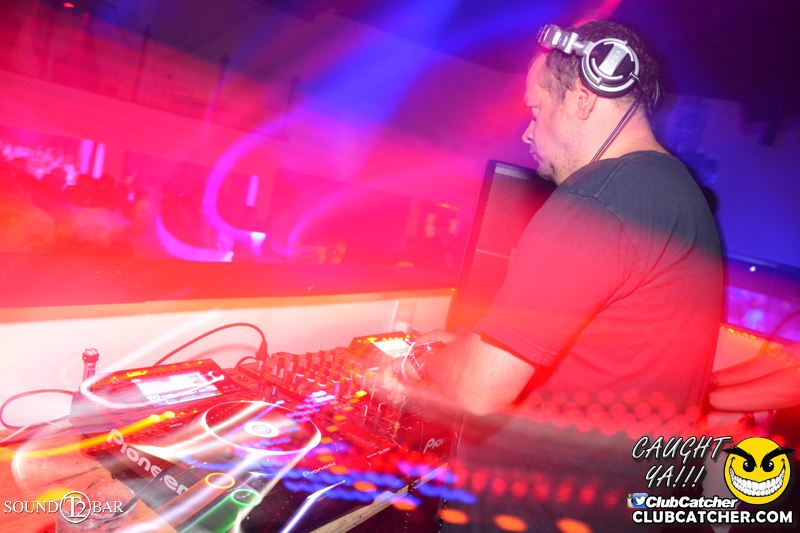 T2 lounge photo 116 - June 4th, 2015