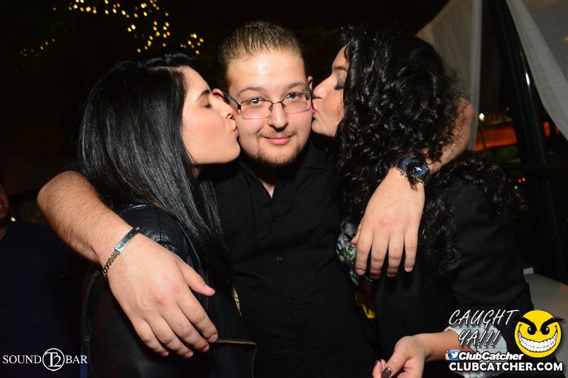 T2 lounge photo 21 - June 4th, 2015