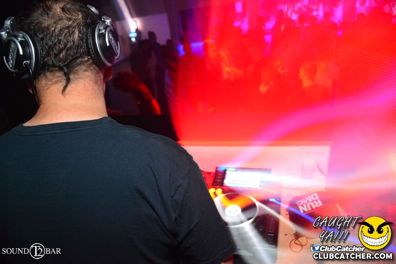 T2 lounge photo 92 - June 4th, 2015