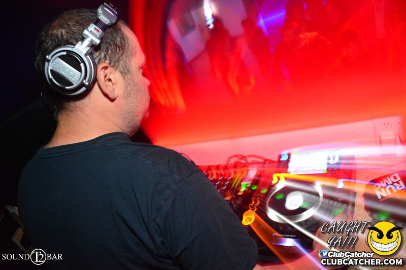 T2 lounge photo 94 - June 4th, 2015