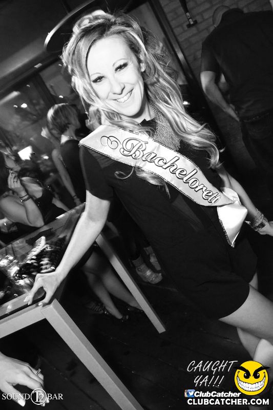 T2 lounge photo 25 - June 6th, 2015